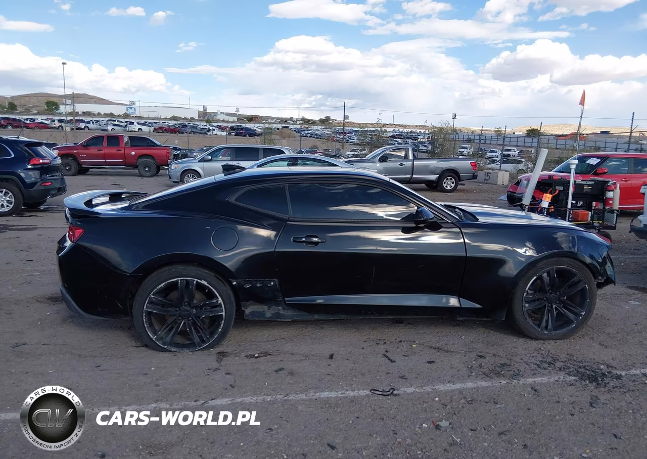 2018 Chevrolet Camaro 1Lt VIN:1G1FB1RS5J0131398 - 14