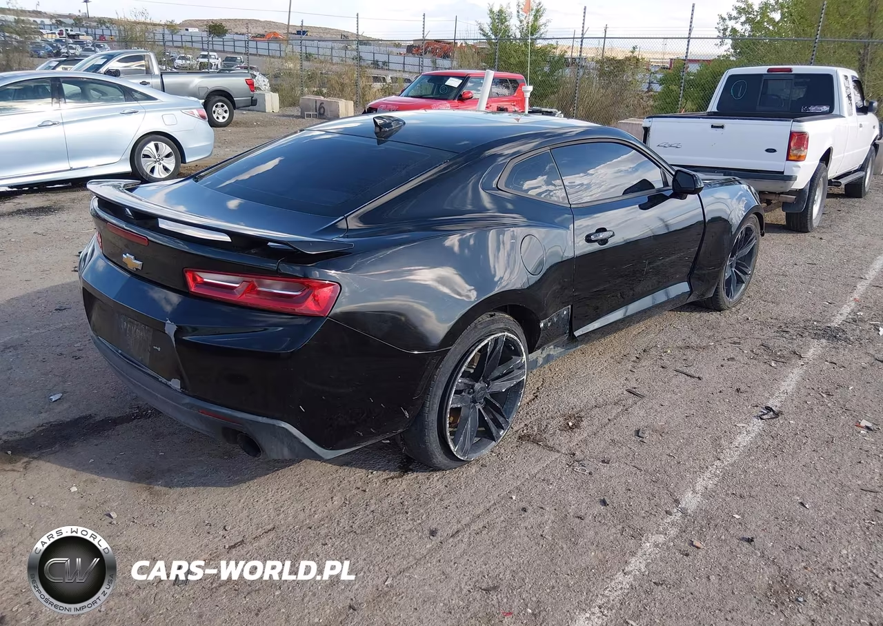2018 Chevrolet Camaro 1Lt VIN:1G1FB1RS5J0131398 - 4