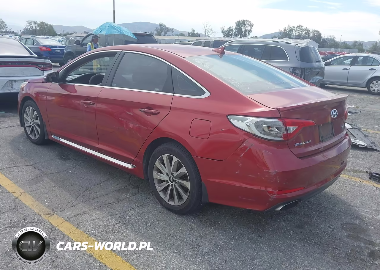 2016 Hyundai Sonata Sport VIN:5NPE34AF6GH342704 - 3