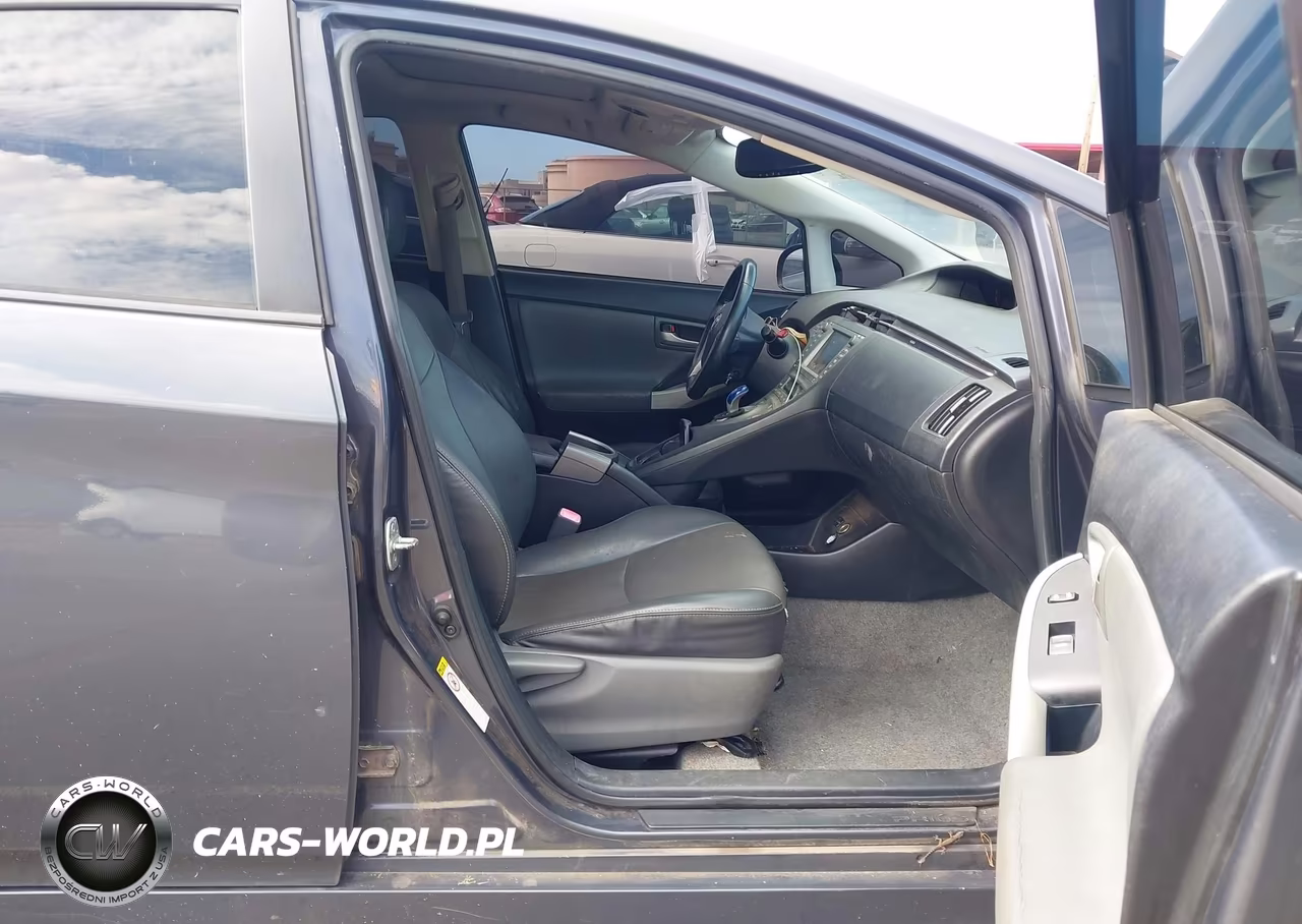 2012 Toyota Prius Five-Four-One-Three-Two VIN:JTDKN3DU8C1500396 - 5