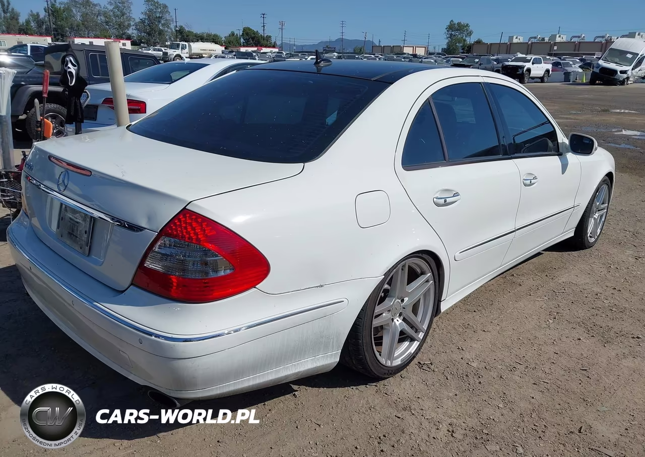 2007 Mercedes-Benz E 550 VIN:WDBUF72X47B098966 - 4