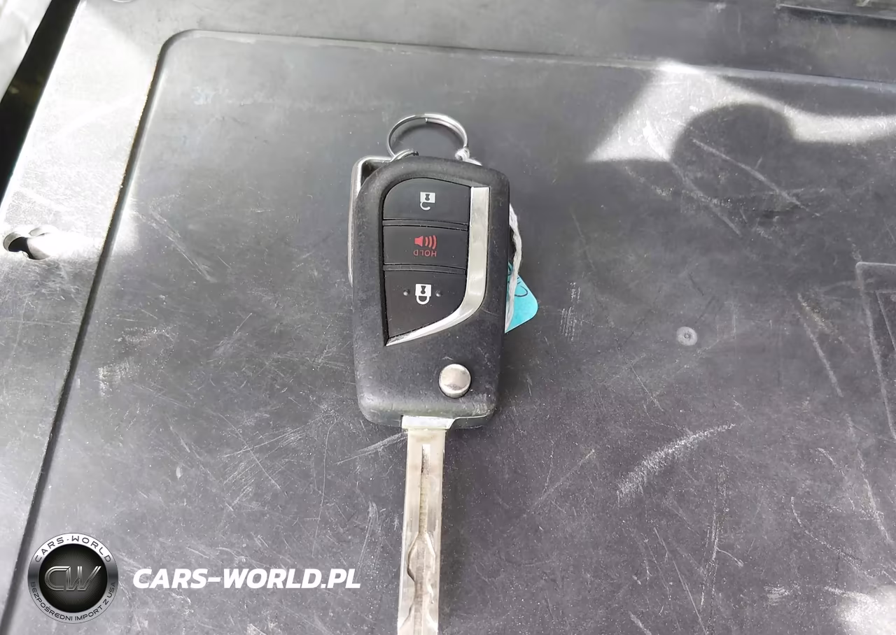 2021 Toyota C-Hr Le VIN:NMTKHMBX8MR126322 - 11