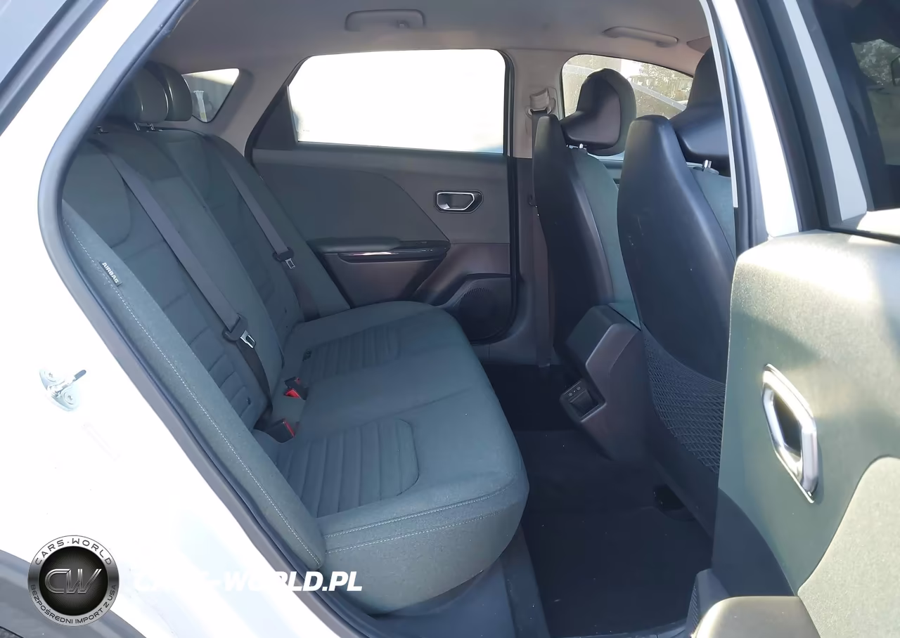 2025 Kia K4 Ex VIN:3KPFU4DE3SE040045 - 8