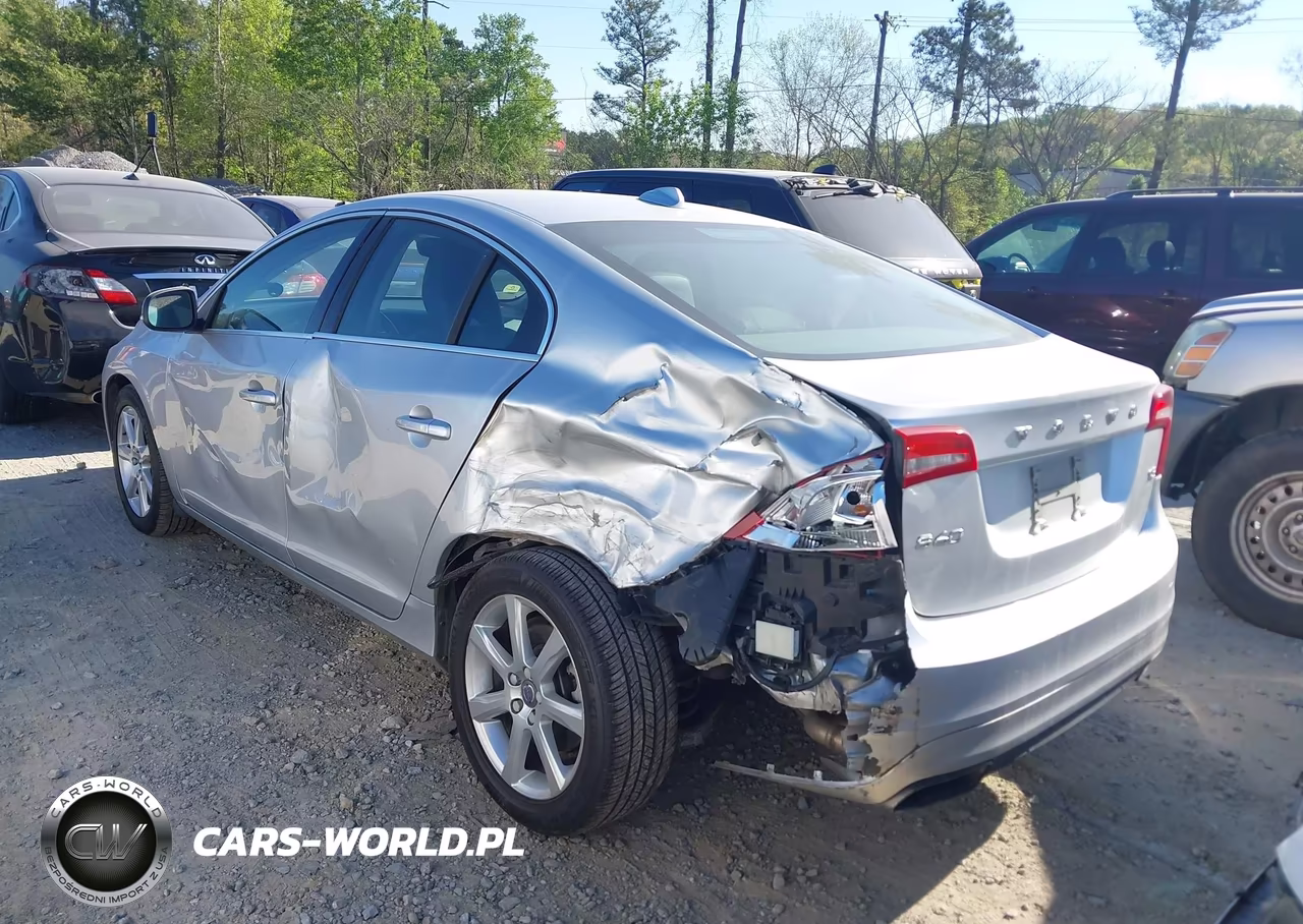 2016 Volvo S60 T5 Drive-E Premier VIN:YV126MFK8G2391351 - 3