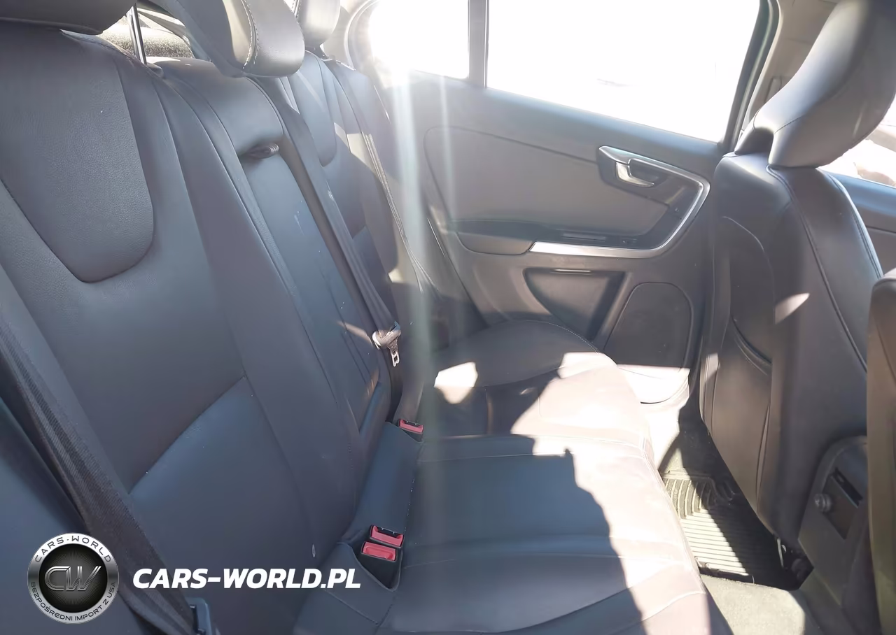 2016 Volvo S60 T5 Drive-E Premier VIN:YV126MFK8G2391351 - 8