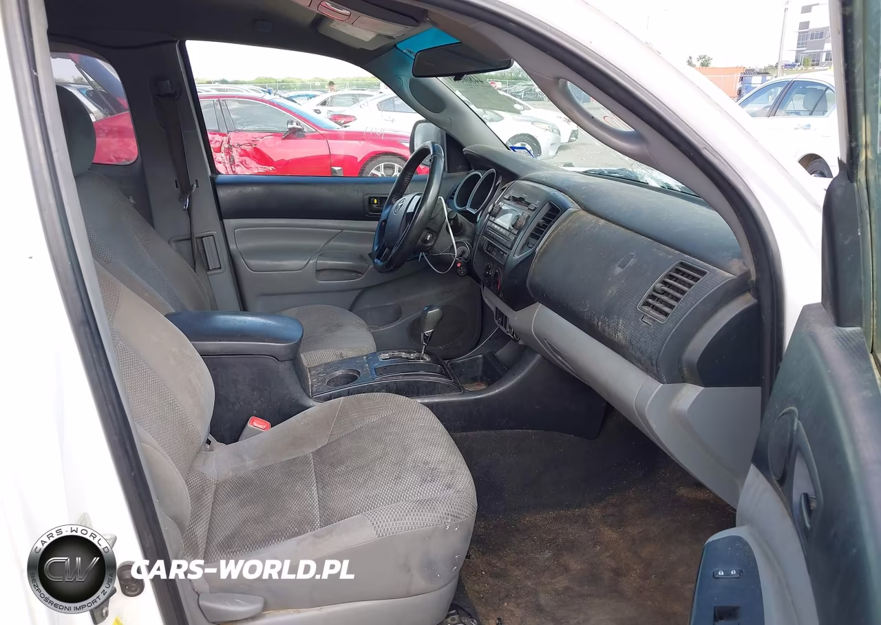 2012 Toyota Tacoma VIN:5TFTX4CN2CX018566 - 5