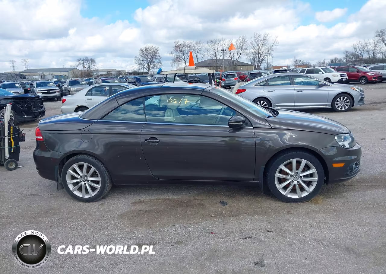 2016 Volkswagen Eos Komfort VIN:WVWBW8AH1GV000144 - 12