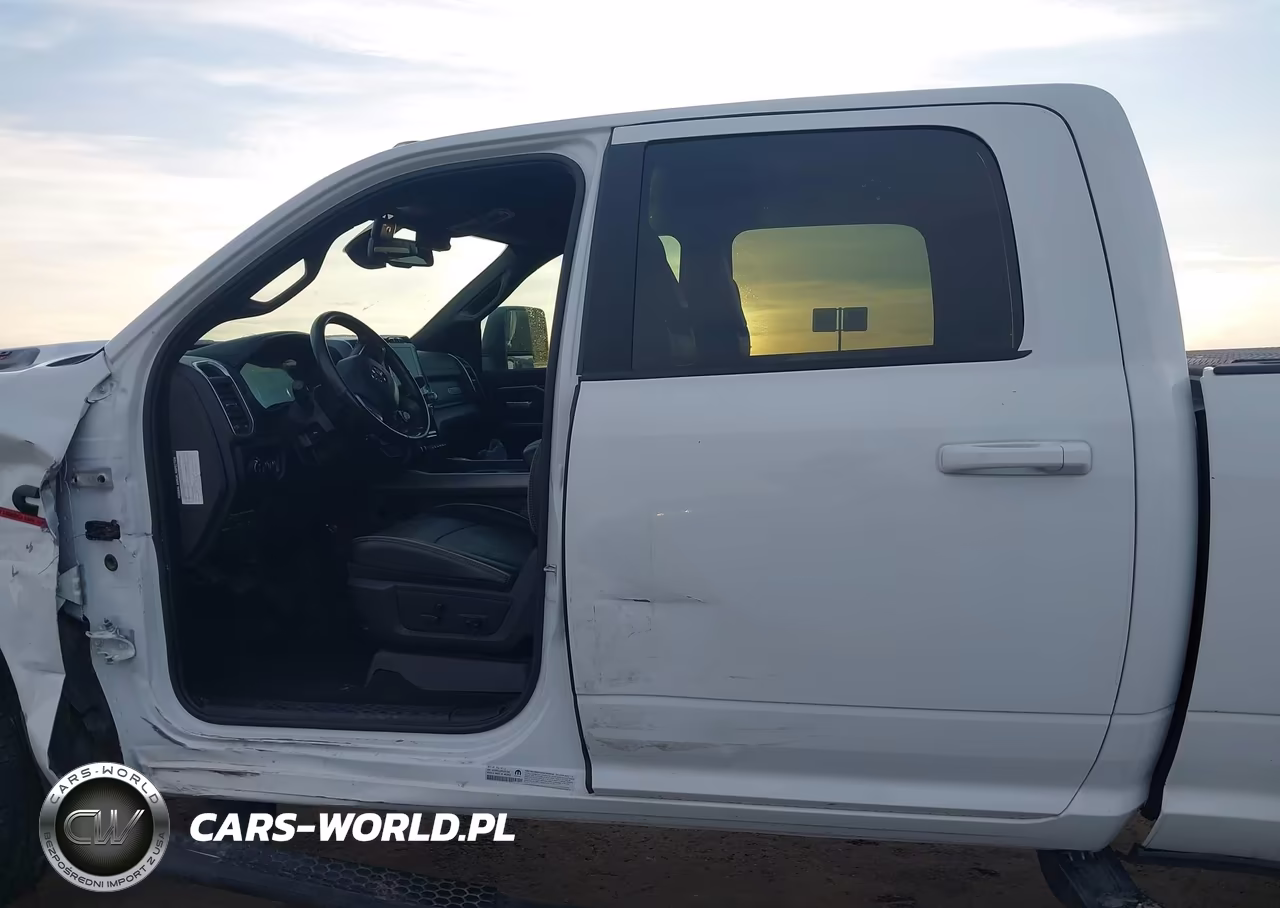 2024 Ram 3500 Laramie 4X4 8' Box VIN:3C63RRJL9RG281344 - 15