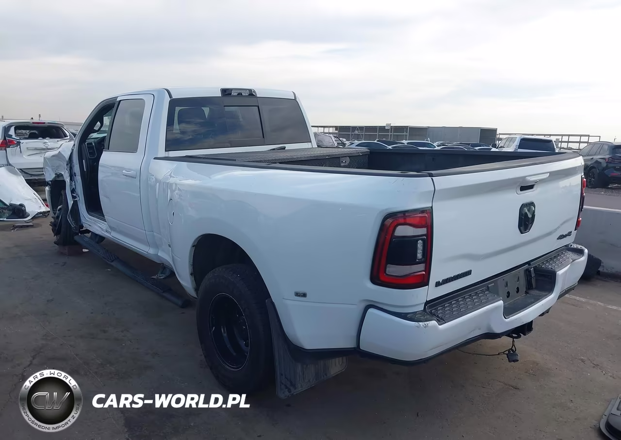 2024 Ram 3500 Laramie 4X4 8' Box VIN:3C63RRJL9RG281344 - 3