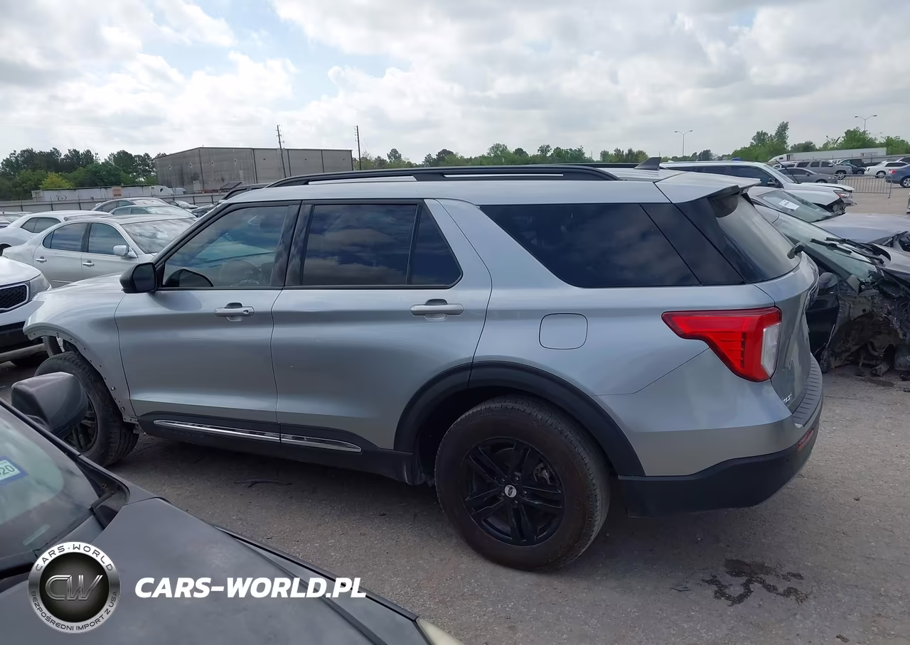 2022 Ford Explorer Xlt VIN:1FMSK8DH2NGB47562 - 14