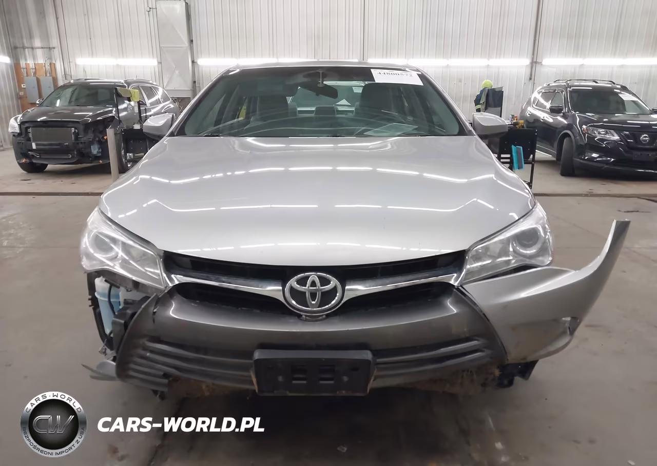 2015 Toyota Camry Le VIN:4T4BF1FKXFR501597 - 13