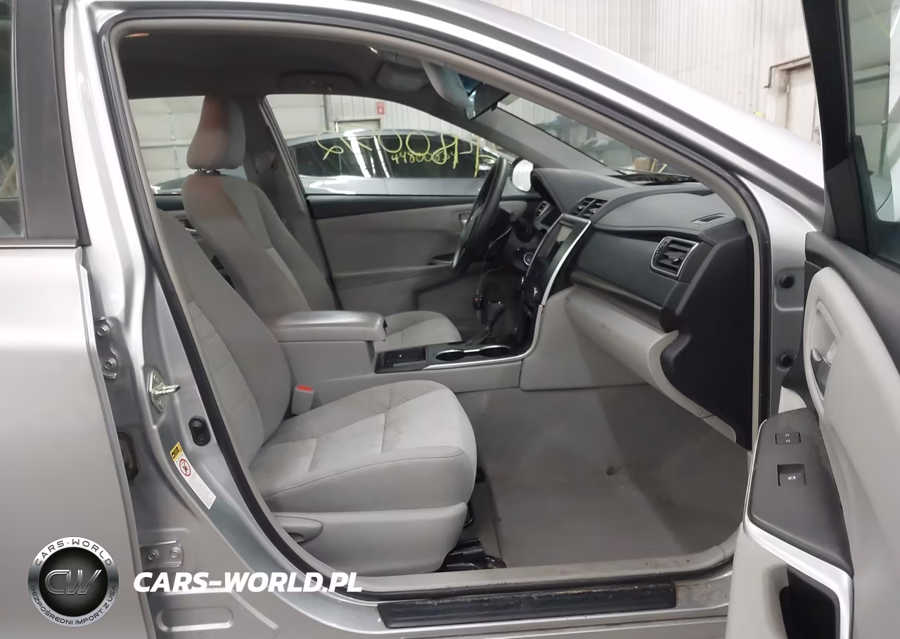 2015 Toyota Camry Le VIN:4T4BF1FKXFR501597 - 5
