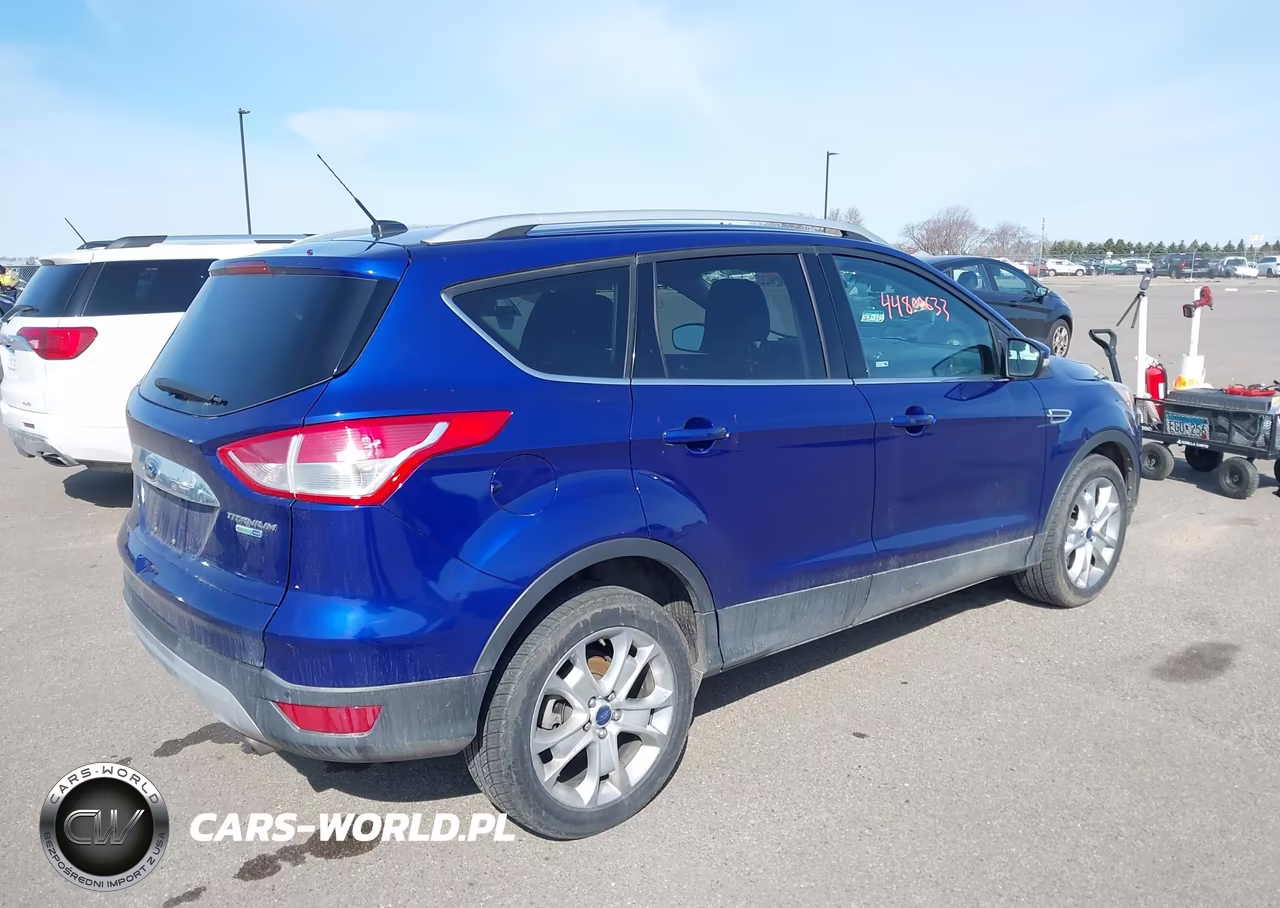 2015 Ford Escape Titanium VIN:1FMCU9J96FUB30817 - 4