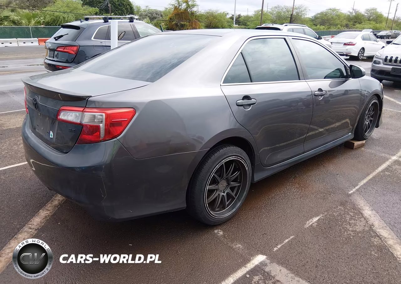 2014 Toyota Camry VIN:4T1BF1FK3EU366164 - 4