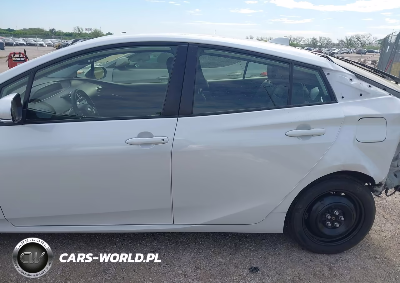 2021 Toyota Prius Xle Awd-E VIN:JTDL9MFUXM3028056 - 15