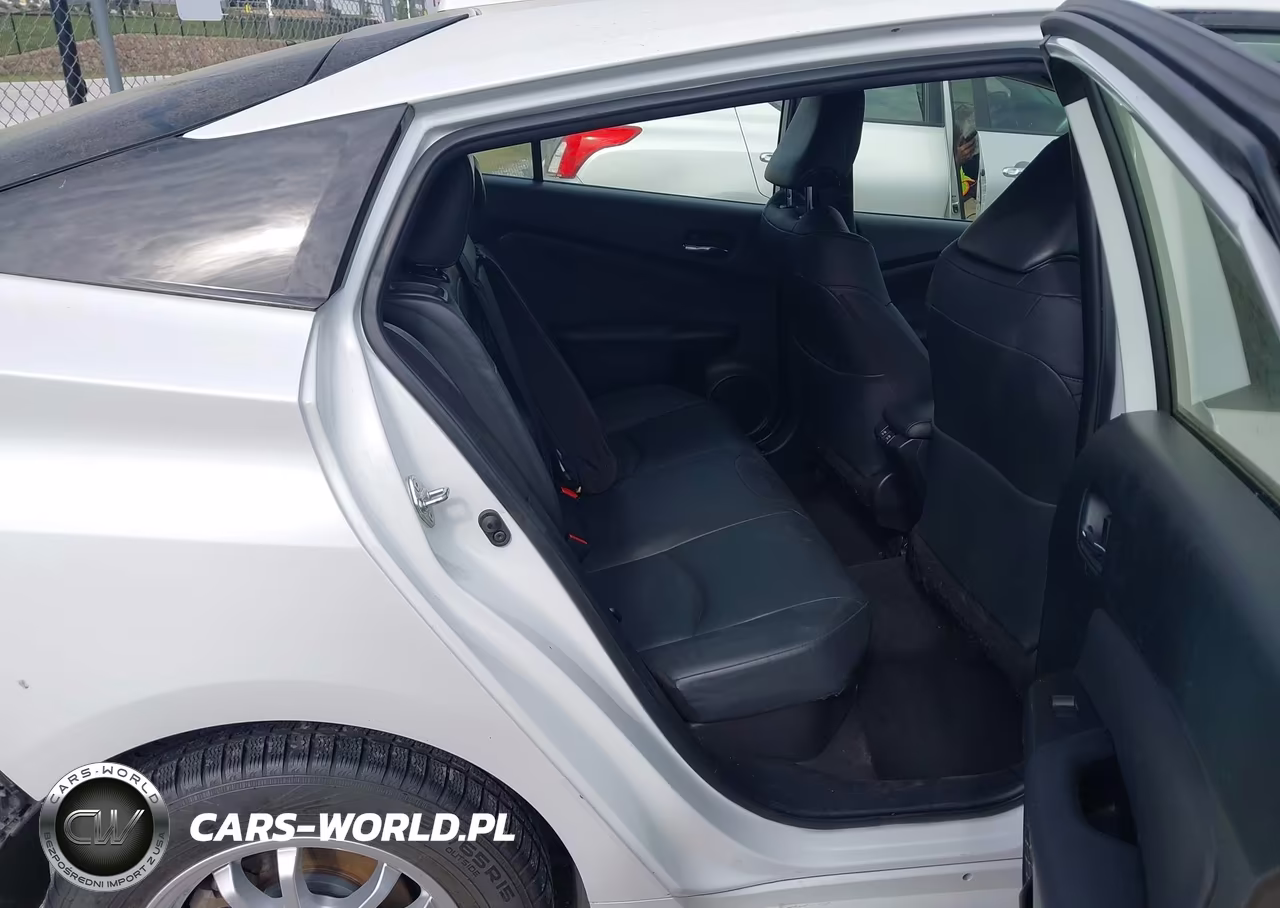 2021 Toyota Prius Xle Awd-E VIN:JTDL9MFUXM3028056 - 8