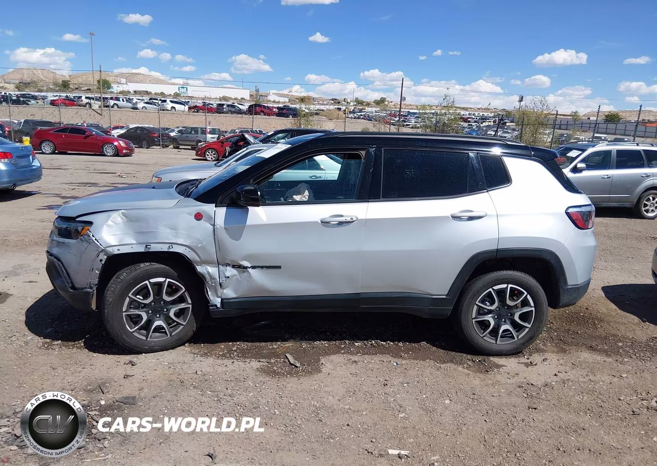 2024 Jeep Compass Trailhawk 4X4 VIN:3C4NJDDNXRT145028 - 13