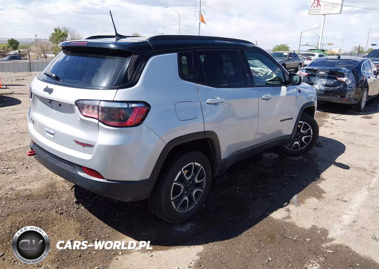2024 Jeep Compass Trailhawk 4X4 VIN:3C4NJDDNXRT145028 - 4
