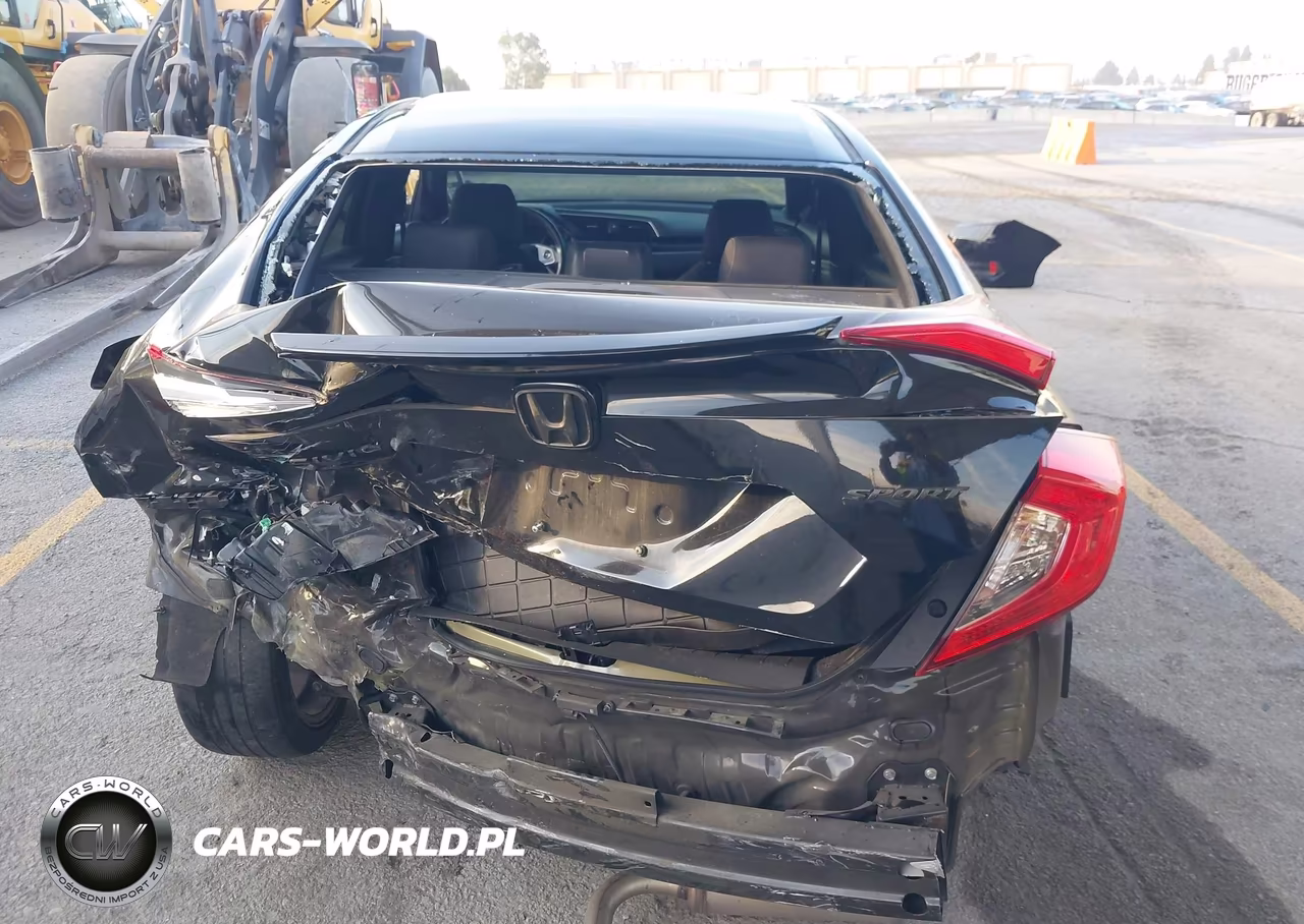 2019 Honda Civic Sport VIN:2HGFC2F82KH598330 - 17