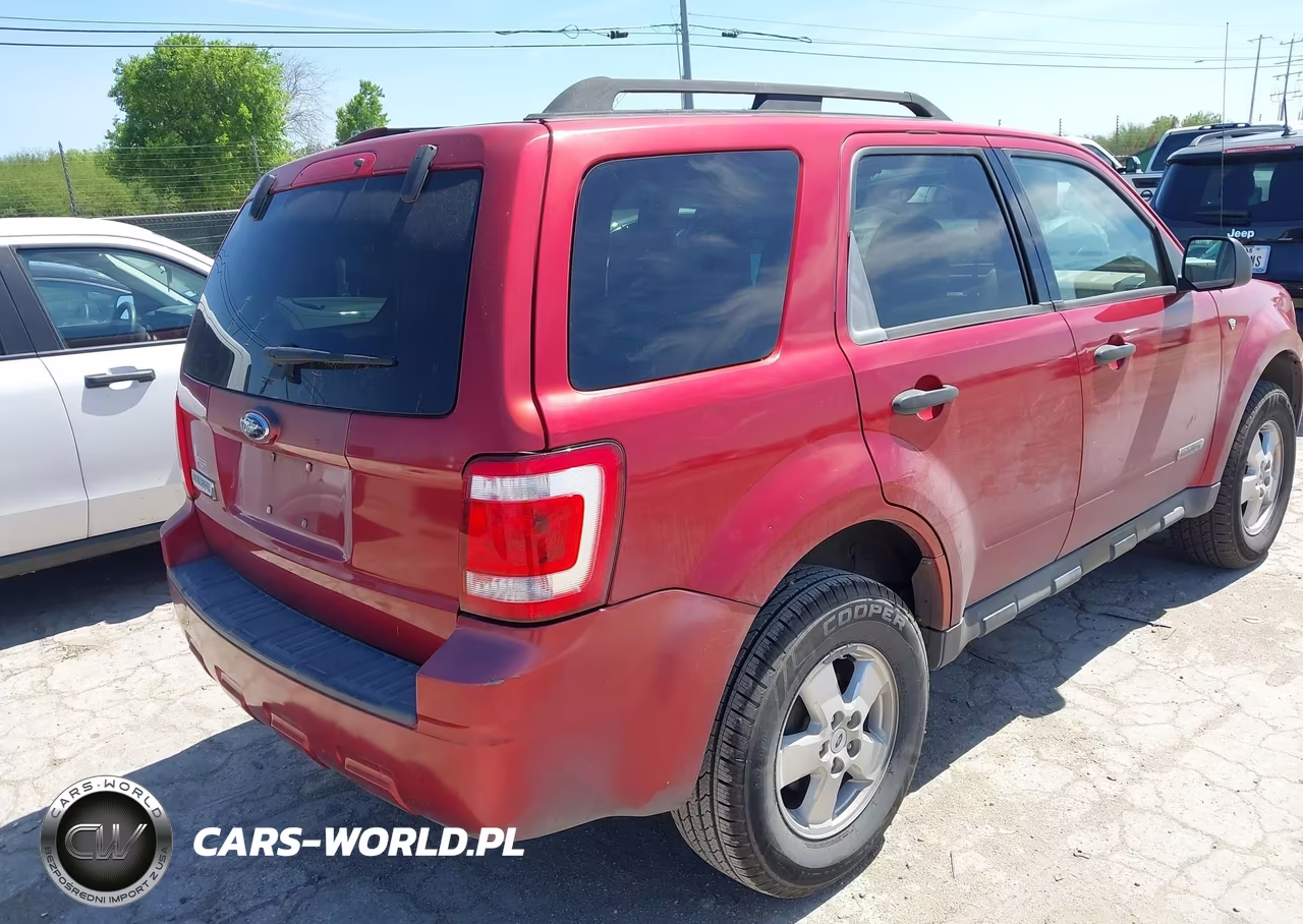 2008 Ford Escape Xlt VIN:1FMCU03108KC32146 - 4