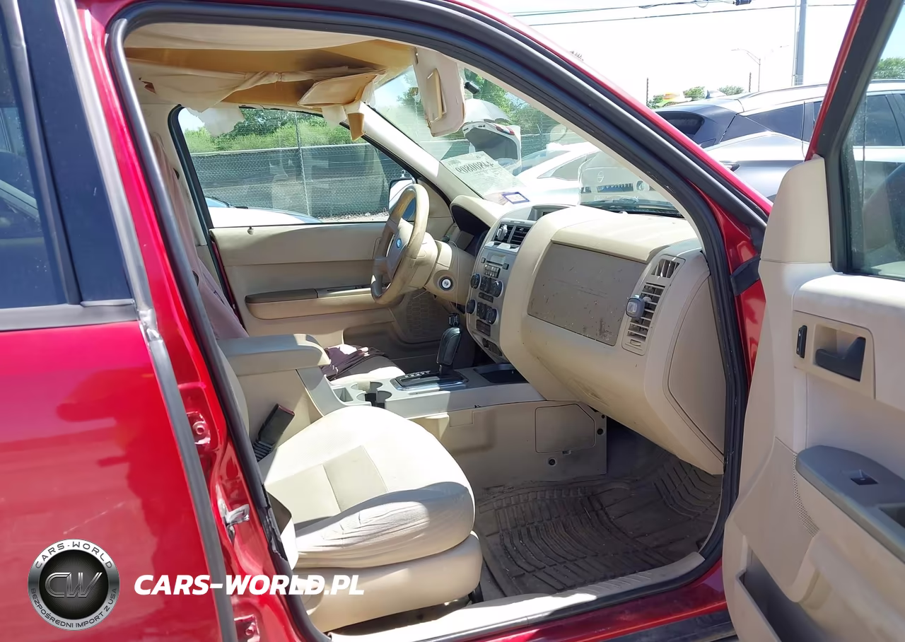 2008 Ford Escape Xlt VIN:1FMCU03108KC32146 - 5