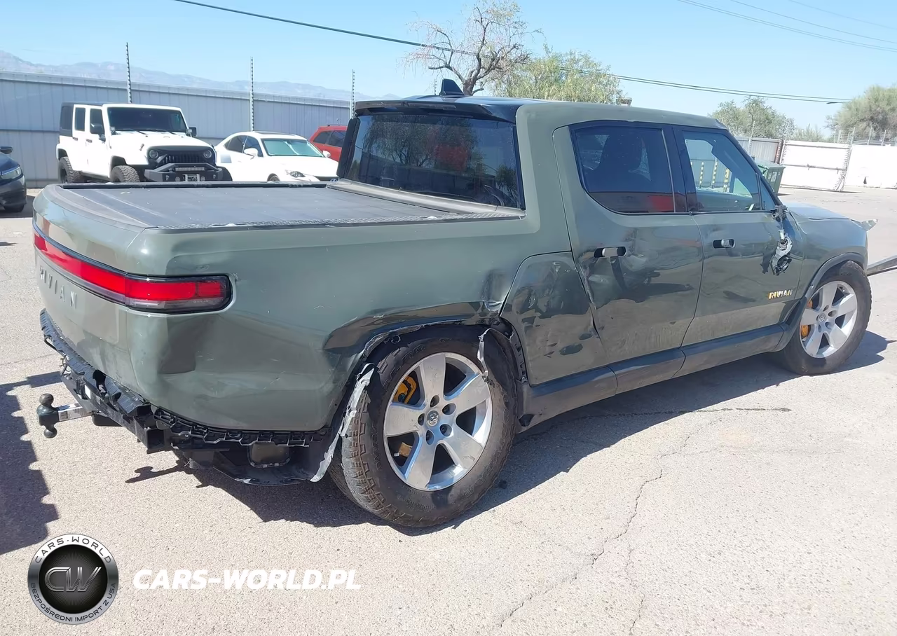 2022 Rivian R1T Launch Edition VIN:7FCTGAAL9NN009789 - 4