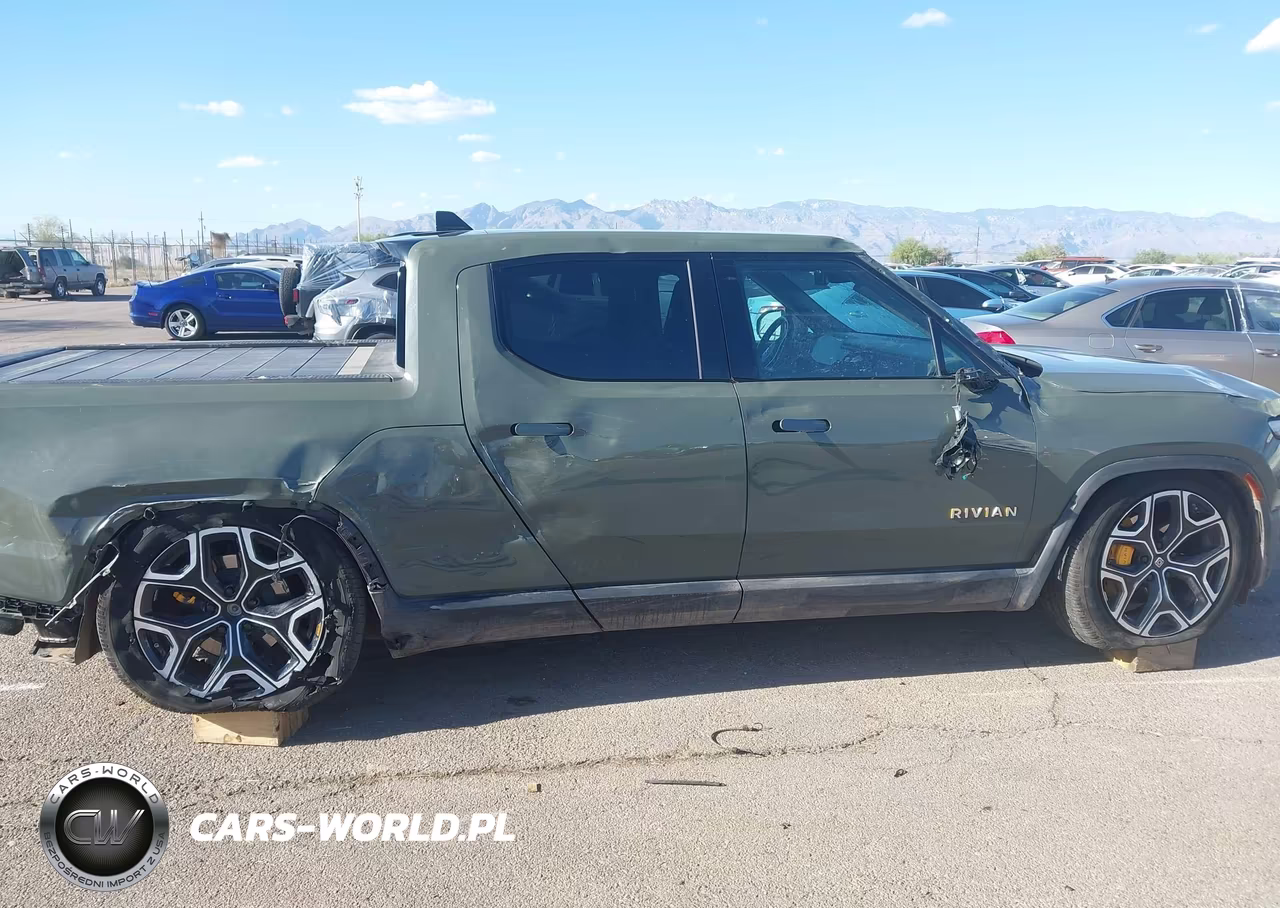 2022 Rivian R1T Launch Edition VIN:7FCTGAAL9NN009789 - 6