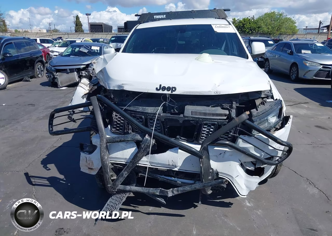 2019 Jeep Grand Cherokee Altitude 4X2 VIN:1C4RJEAGXKC858199 - 12