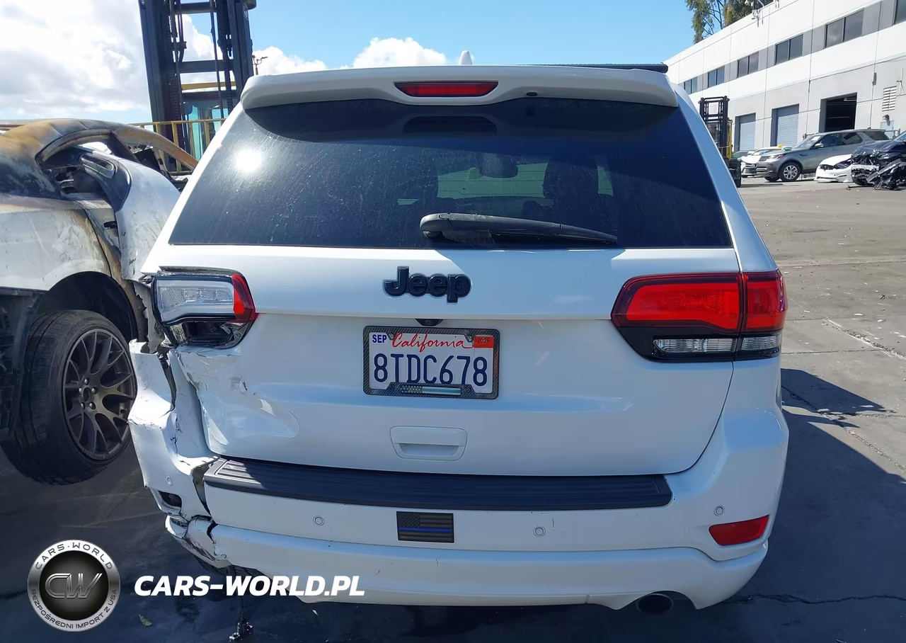 2019 Jeep Grand Cherokee Altitude 4X2 VIN:1C4RJEAGXKC858199 - 16