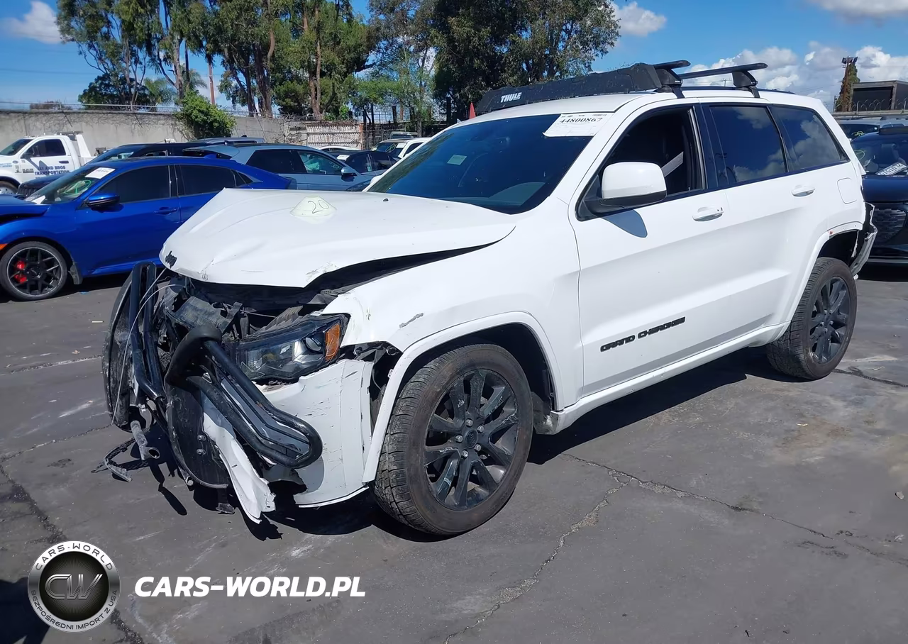 2019 Jeep Grand Cherokee Altitude 4X2 VIN:1C4RJEAGXKC858199 - 2