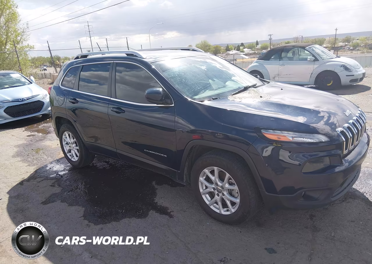 2015 Jeep Cherokee Latitude VIN:1C4PJMCS9FW545877 - 13