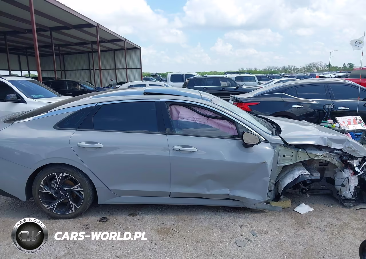 2025 Kia K5 Gt-Line VIN:KNAG64J74S5305908 - 13