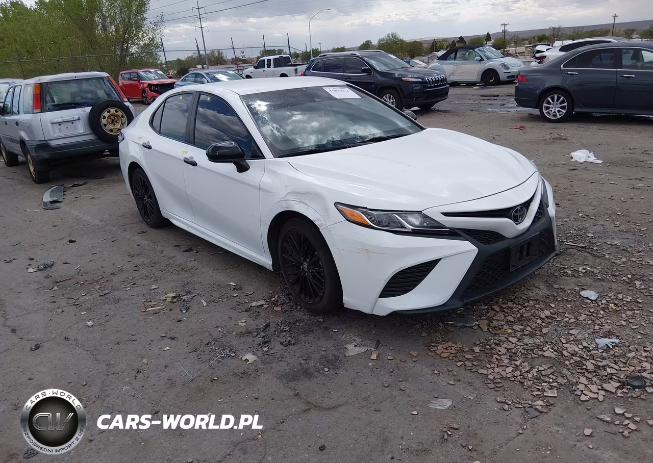 2020 Toyota Camry Se Nightshade Edition