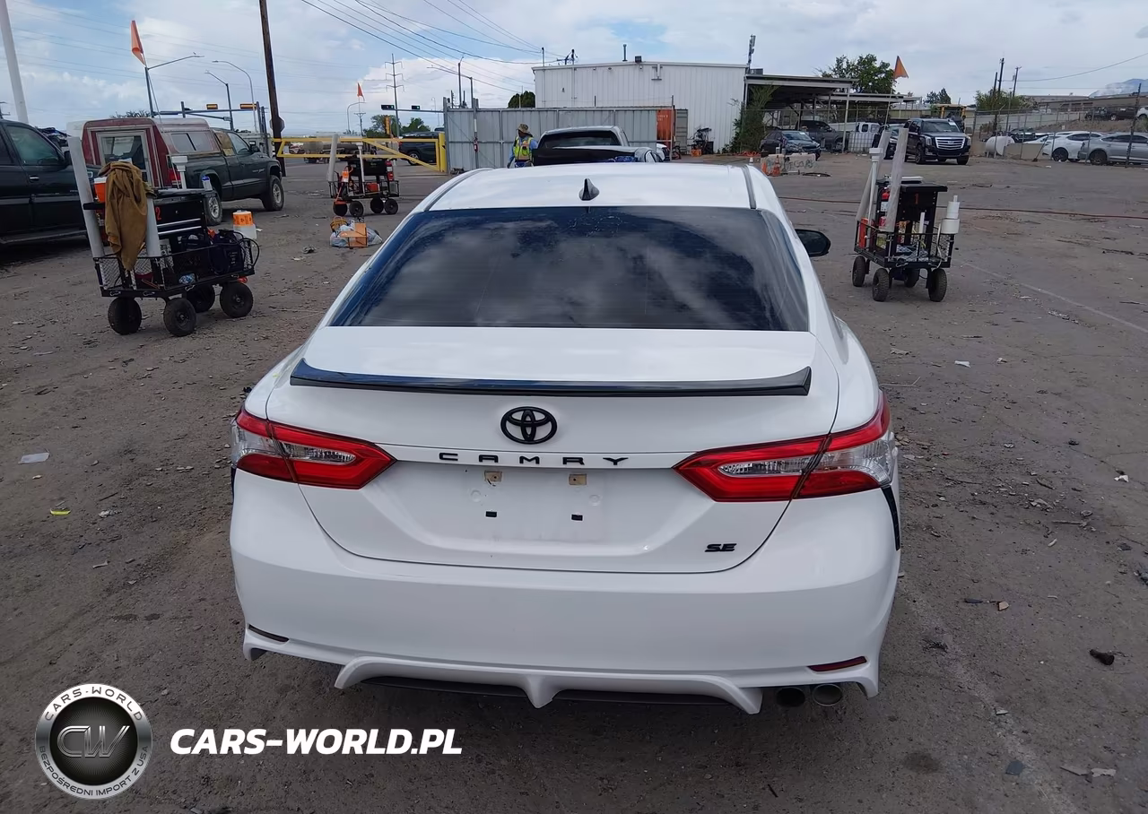 2020 Toyota Camry Se Nightshade Edition VIN:4T1G11AK6LU400591 - 15
