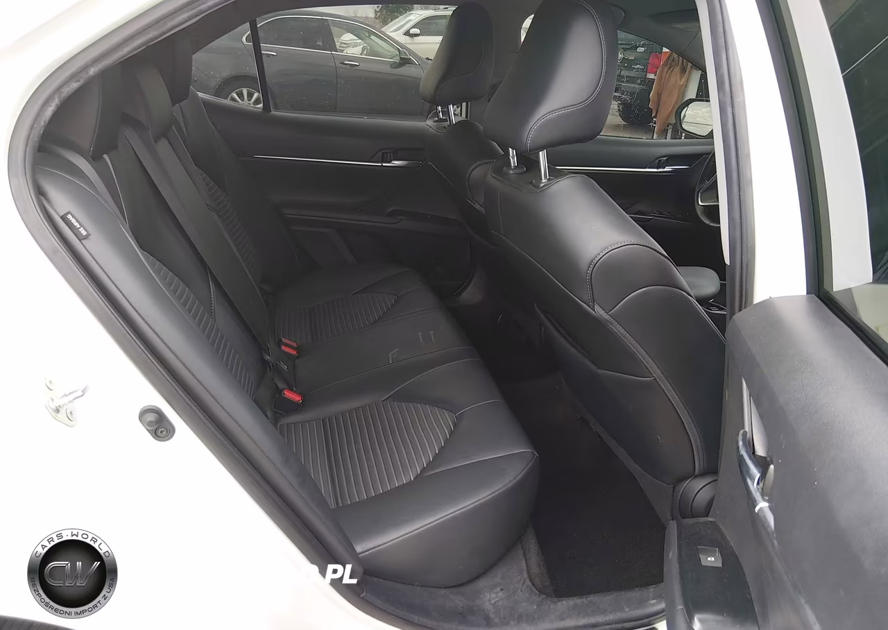 2020 Toyota Camry Se Nightshade Edition VIN:4T1G11AK6LU400591 - 8