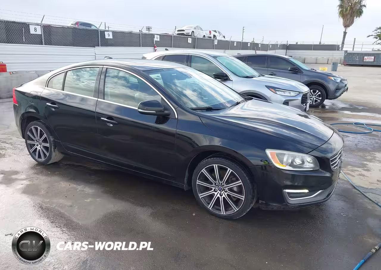 2014 Volvo S60 T5 Platinum