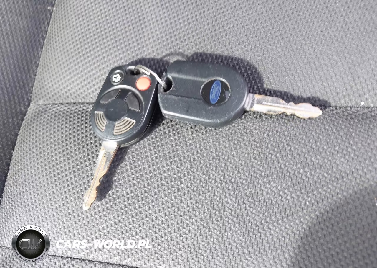 2009 Ford Escape Xlt VIN:1FMCU037X9KB28365 - 11