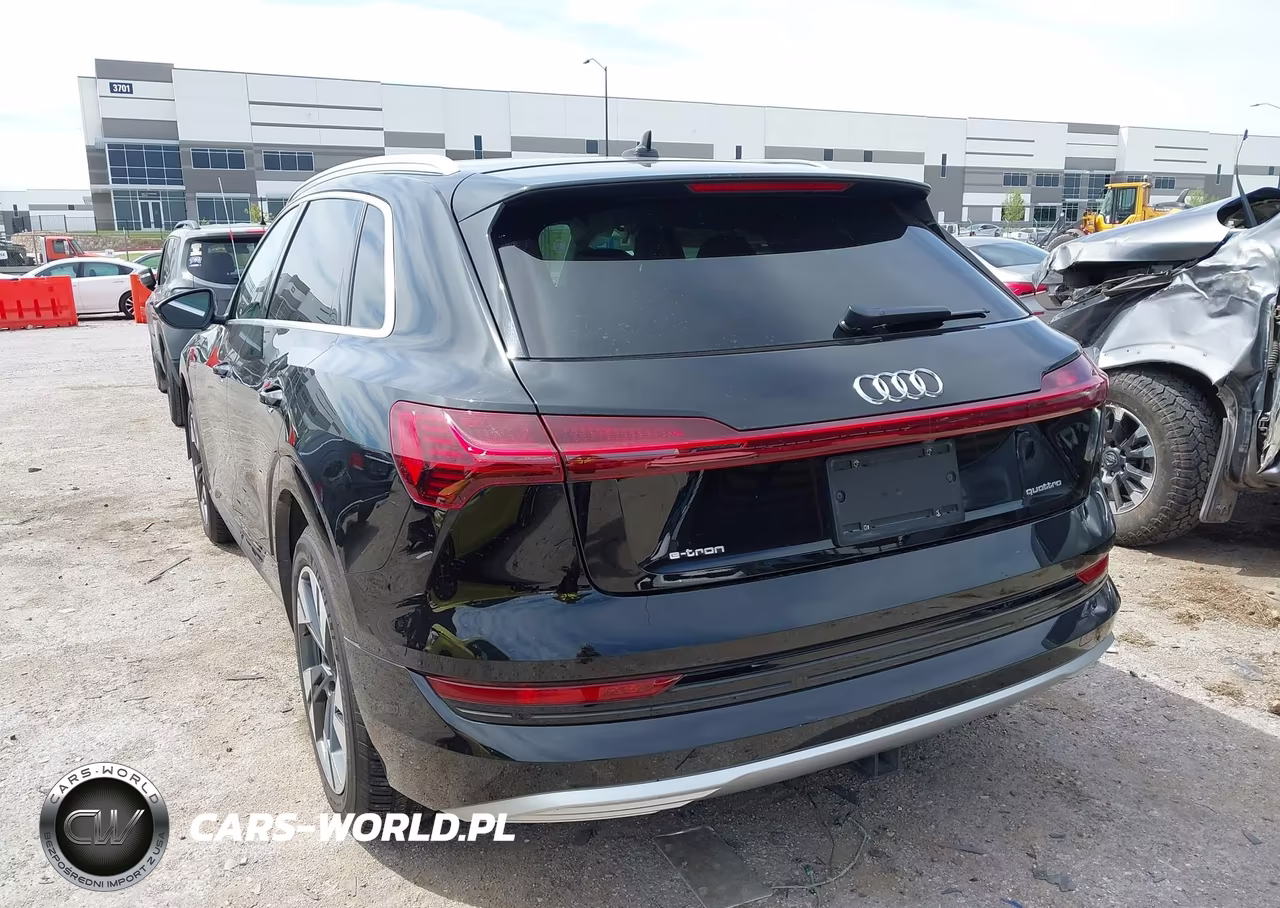 2021 Audi E-Tron Premium Quattro VIN:WA1AAAGE4MB008356 - 3