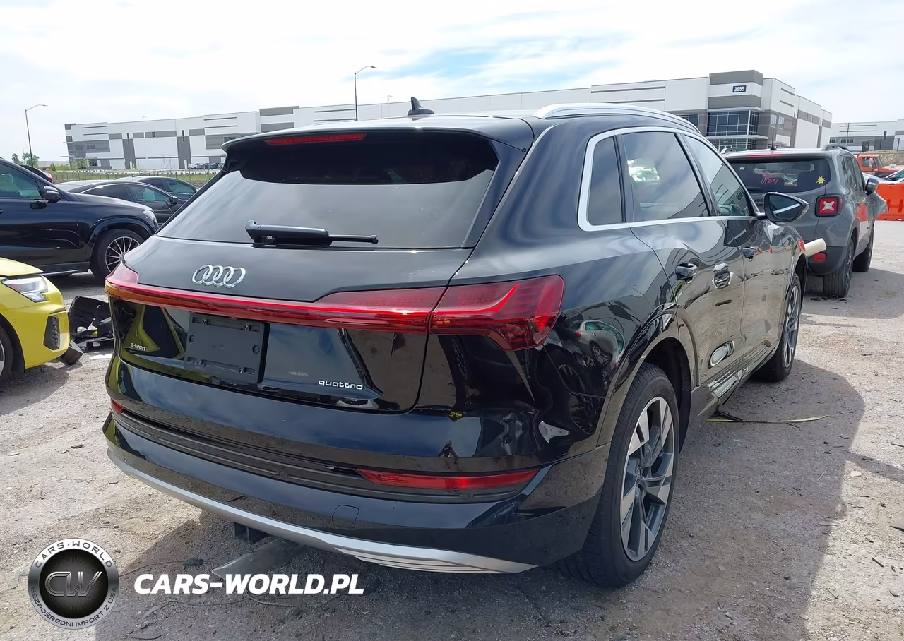 2021 Audi E-Tron Premium Quattro VIN:WA1AAAGE4MB008356 - 4