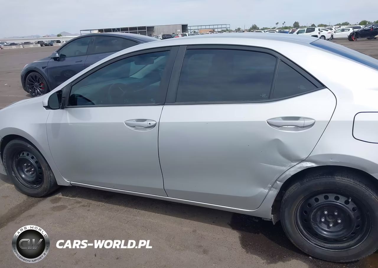 2019 Toyota Corolla Le VIN:5YFBURHE7KP889440 - 14