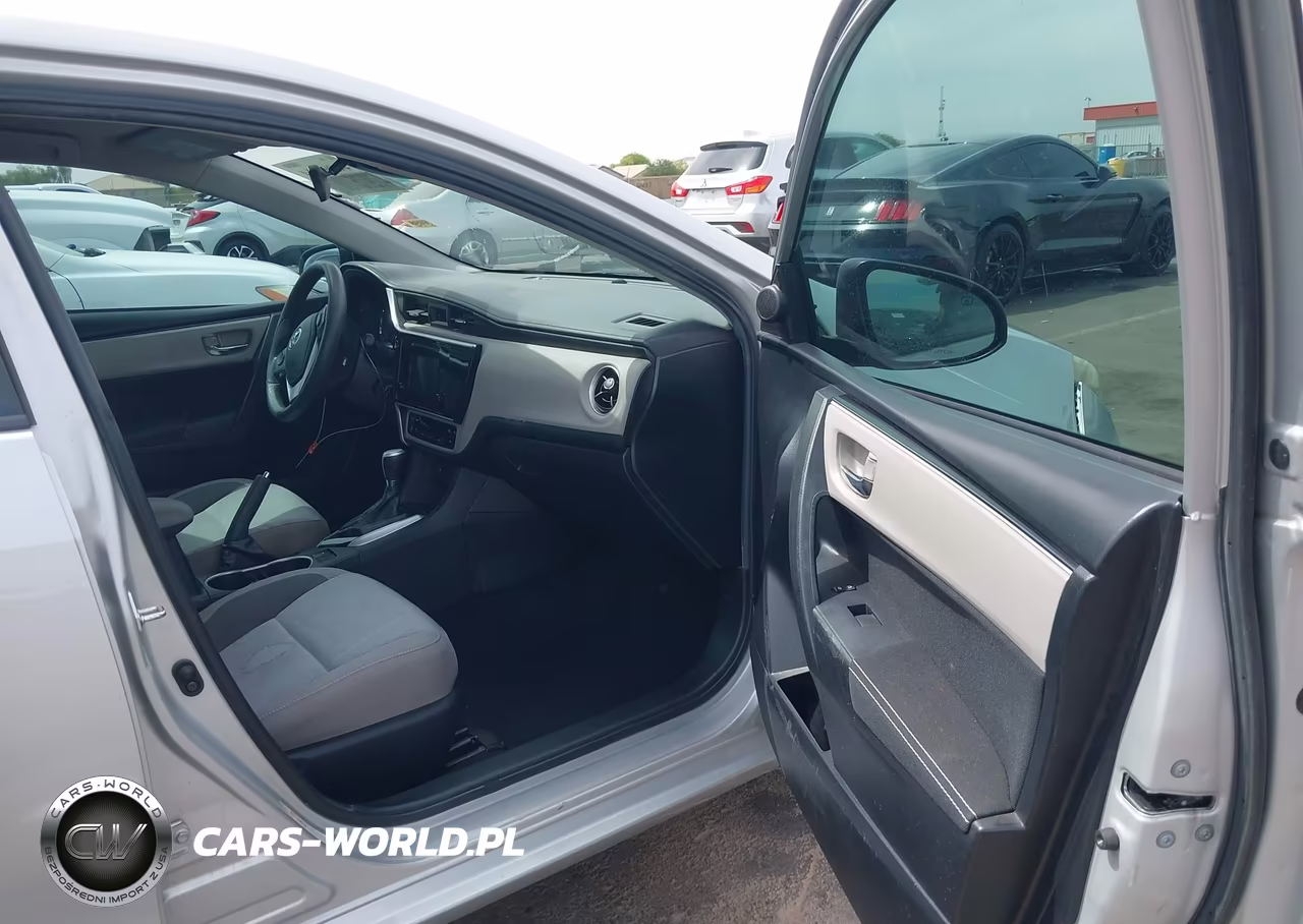 2019 Toyota Corolla Le VIN:5YFBURHE7KP889440 - 5