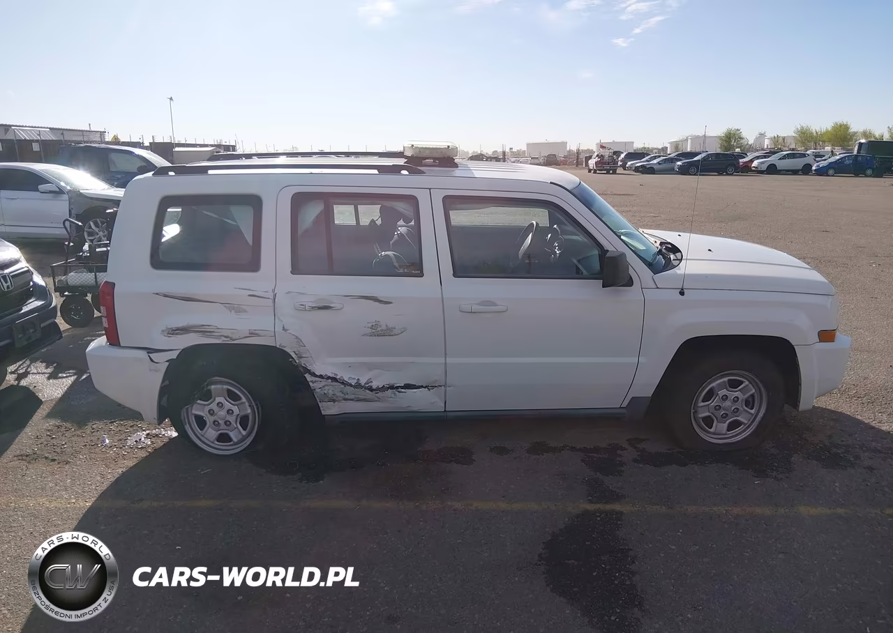 2010 Jeep Patriot Sport VIN:1J4NF2GB7AD565194 - 14