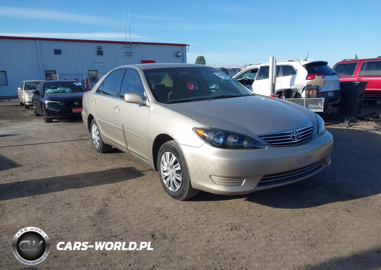 2005 Toyota Camry Le