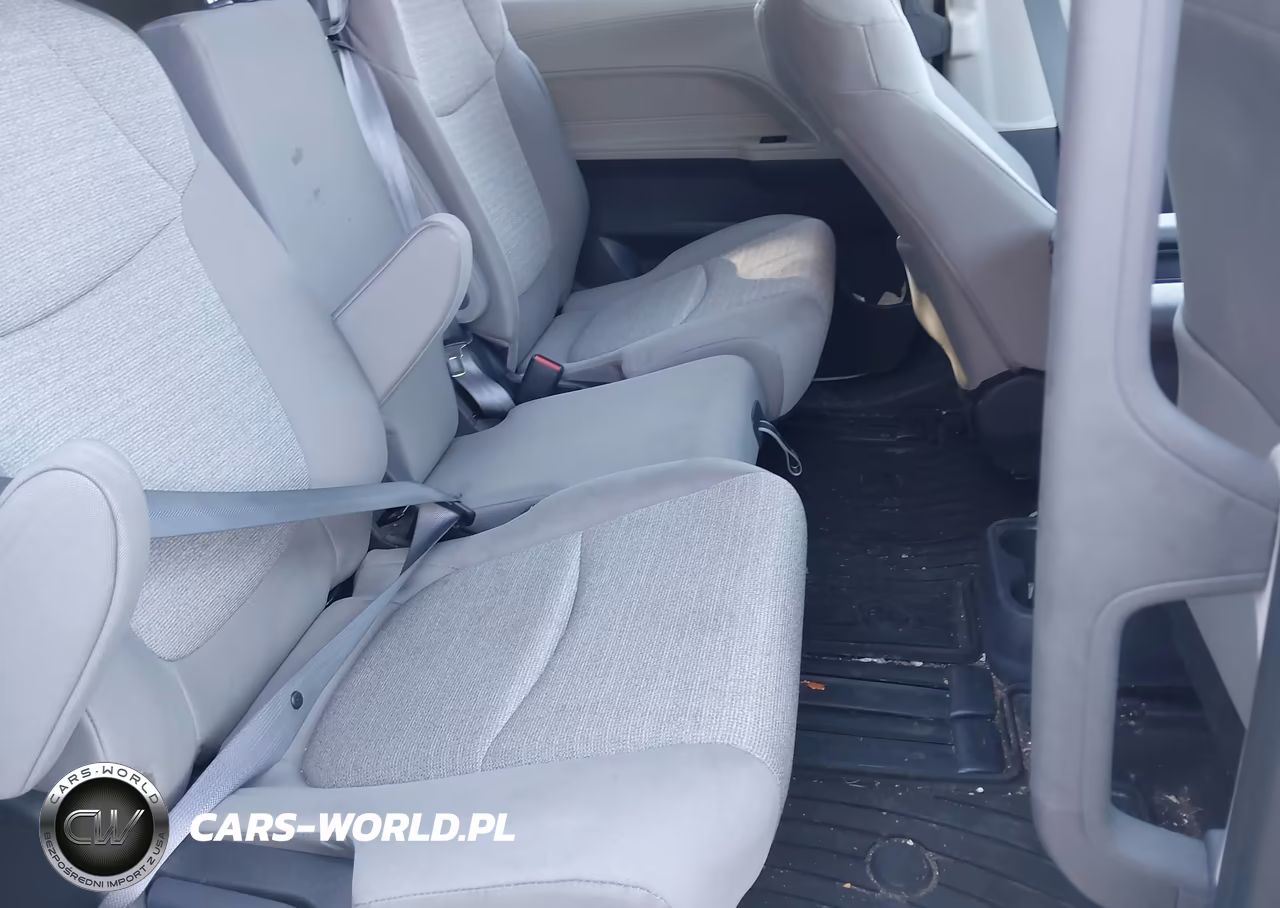 2024 Toyota Sienna Le VIN:5TDBSKFC4RS148114 - 8