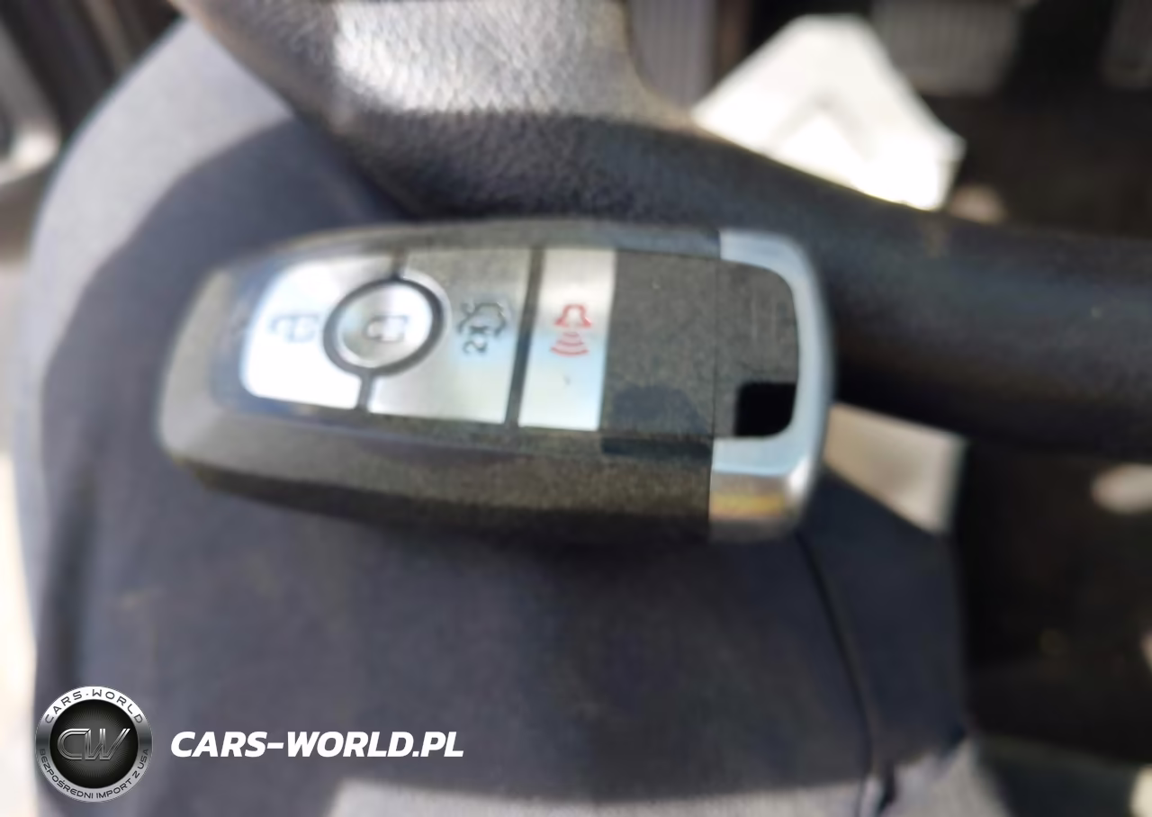 2018 Ford Fusion Se VIN:3FA6P0HD8JR199951 - 11