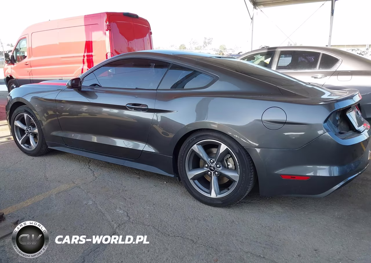 2016 Ford Mustang V6 VIN:1FA6P8AM5G5206715 - 15