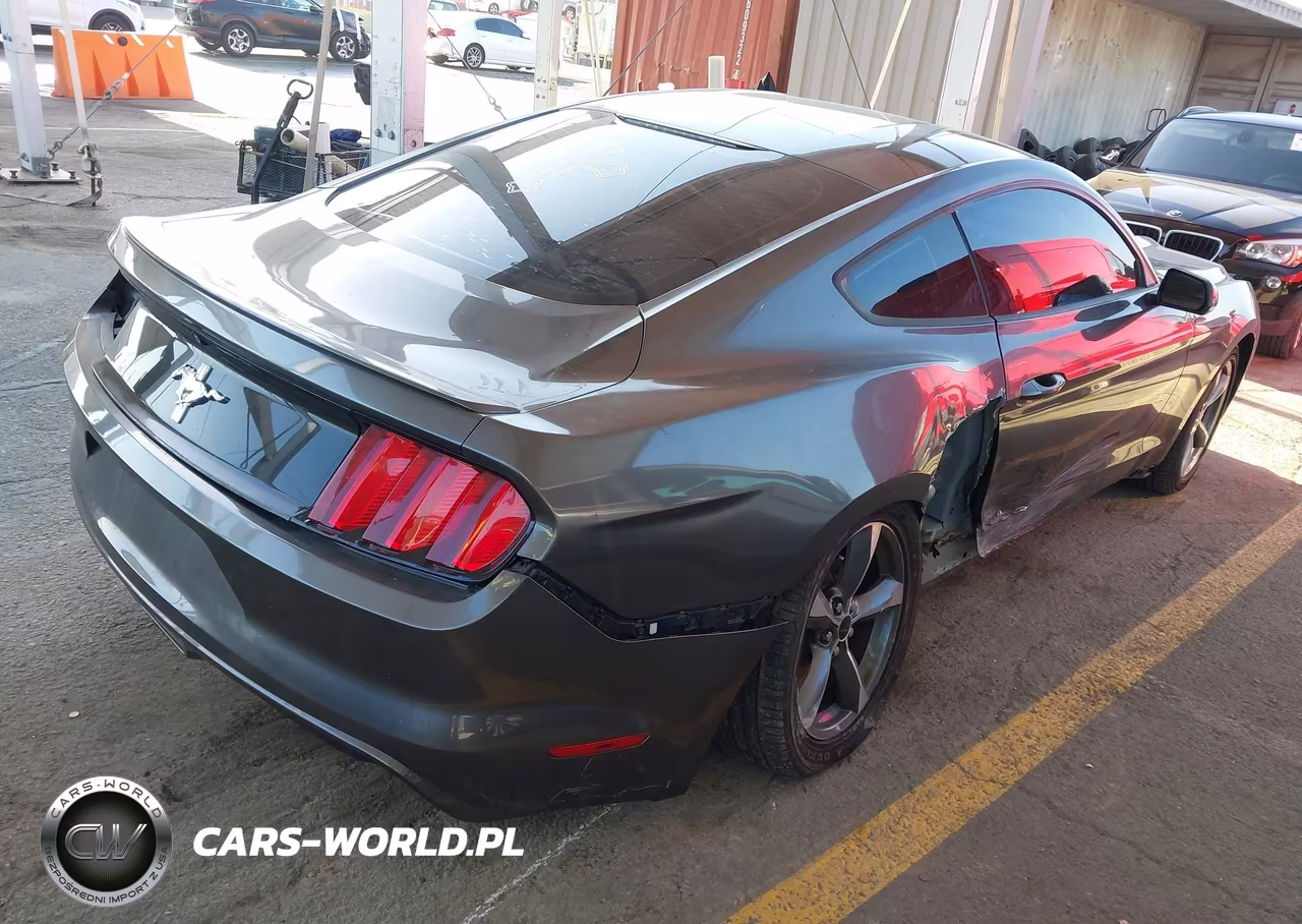 2016 Ford Mustang V6 VIN:1FA6P8AM5G5206715 - 4