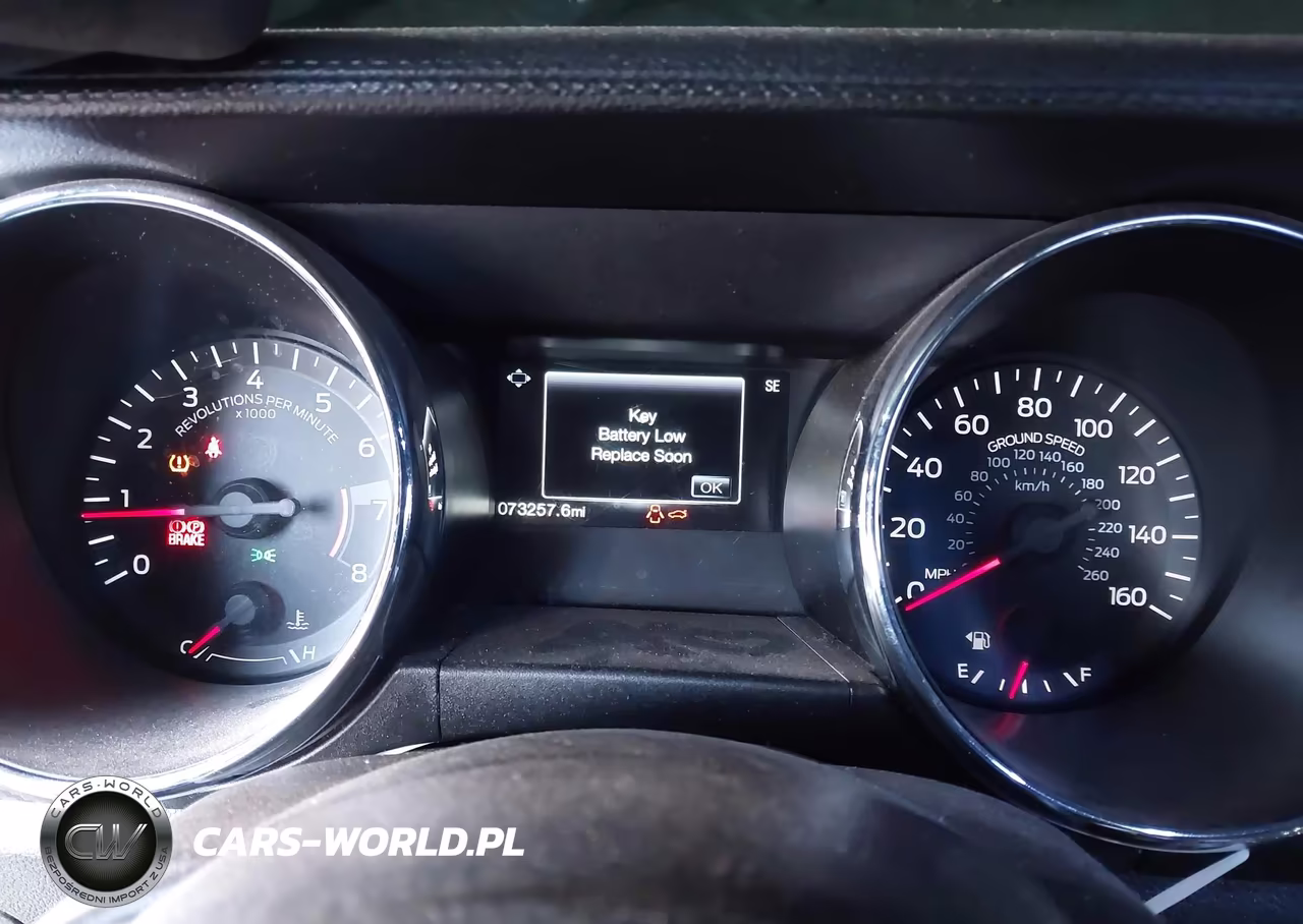 2016 Ford Mustang V6 VIN:1FA6P8AM5G5206715 - 7
