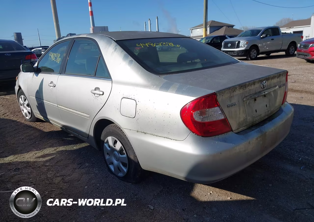 2003 Toyota Camry Le VIN:4T1BE32KX3U717007 - 3