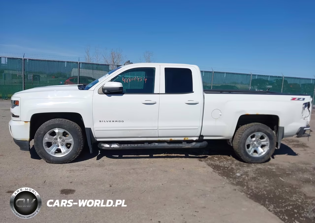 2017 Chevrolet Silverado 1500 2Lt VIN:1GCVKREC5HZ364901 - 14